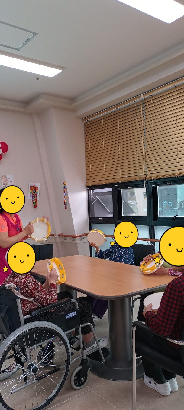 탬버린 흔들흔들!