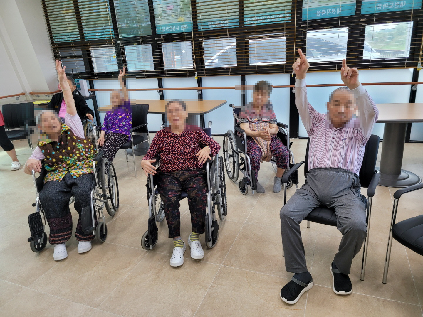 [꾸미기]8월 12일 오전 14.jpg