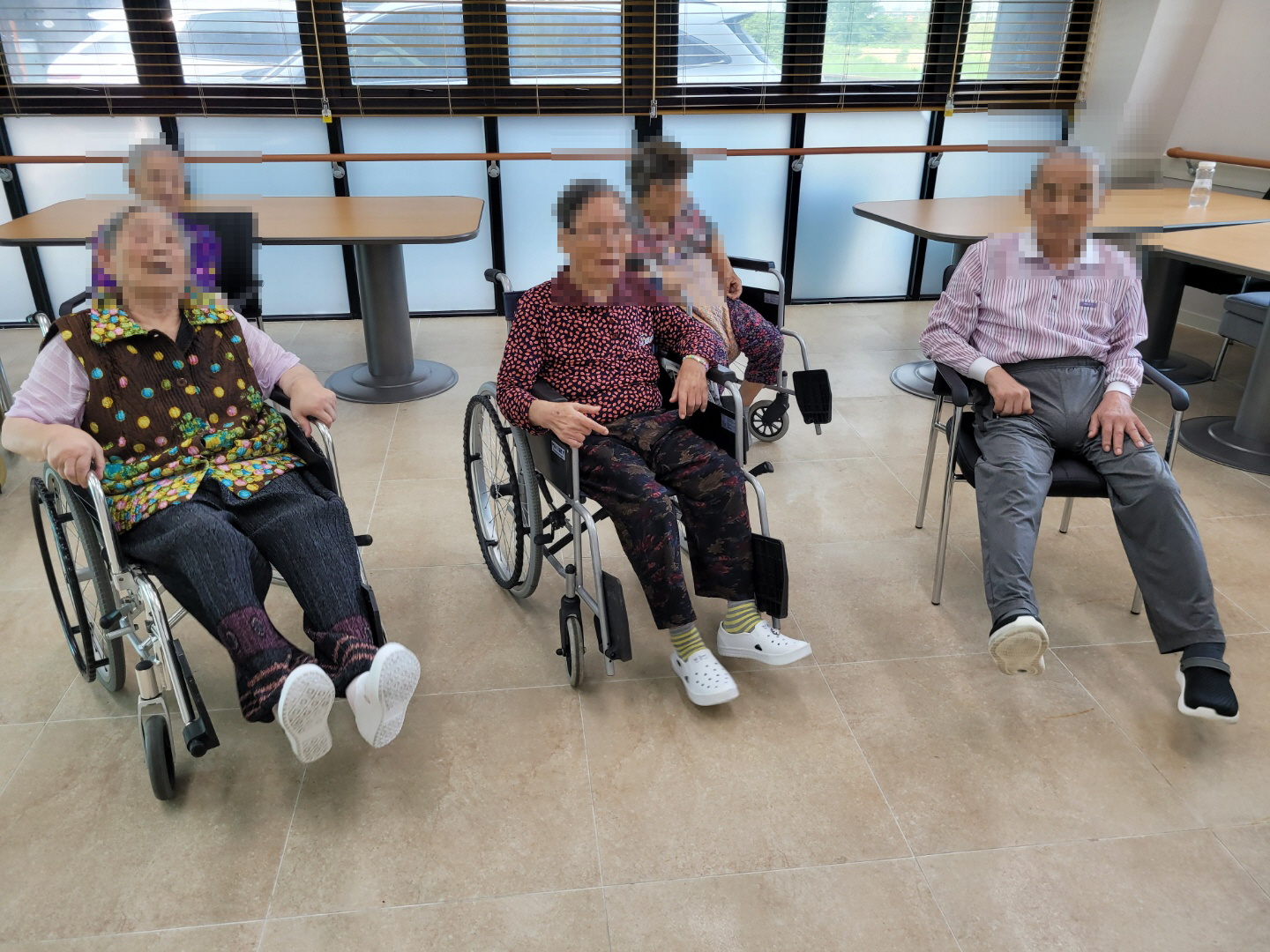 [꾸미기]8월 12일 오전 11.jpg