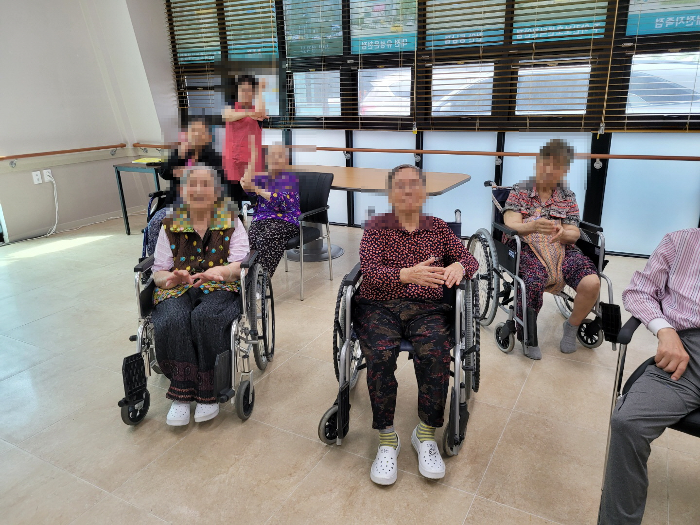 [꾸미기]8월 12일 오전 16.jpg