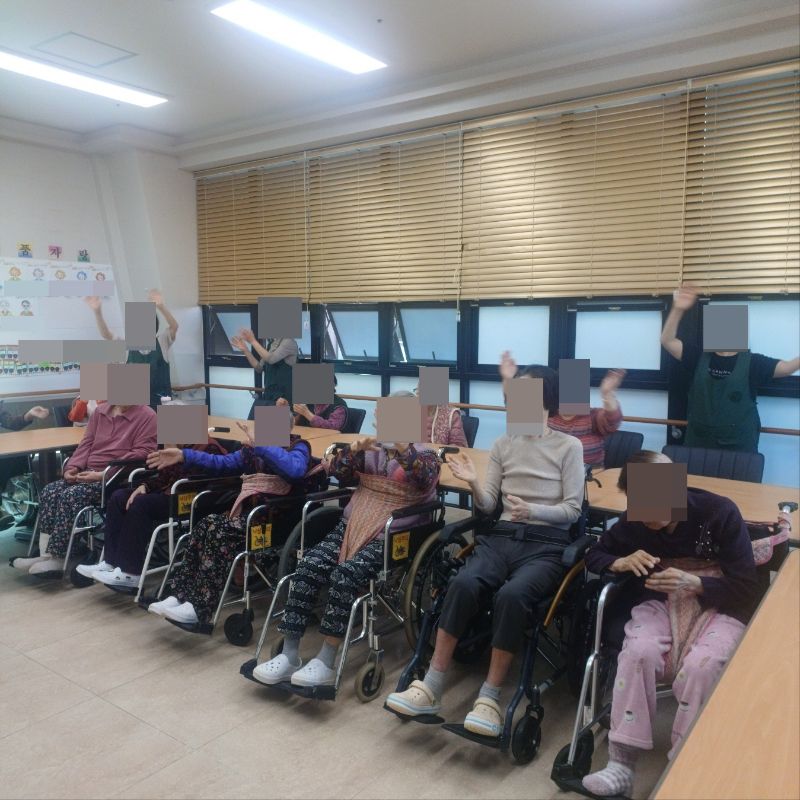 ⚬ 4월 27일 월요일_ 자기존중의 날 ⚬